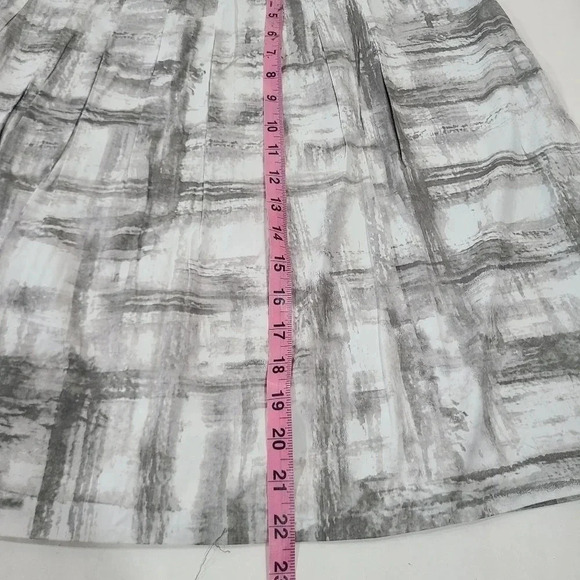 Chico's Size 3 L/XL Gray White Flare Pleated Skirt Zip Up 100% Cotton Women's - Picture 3 of 6